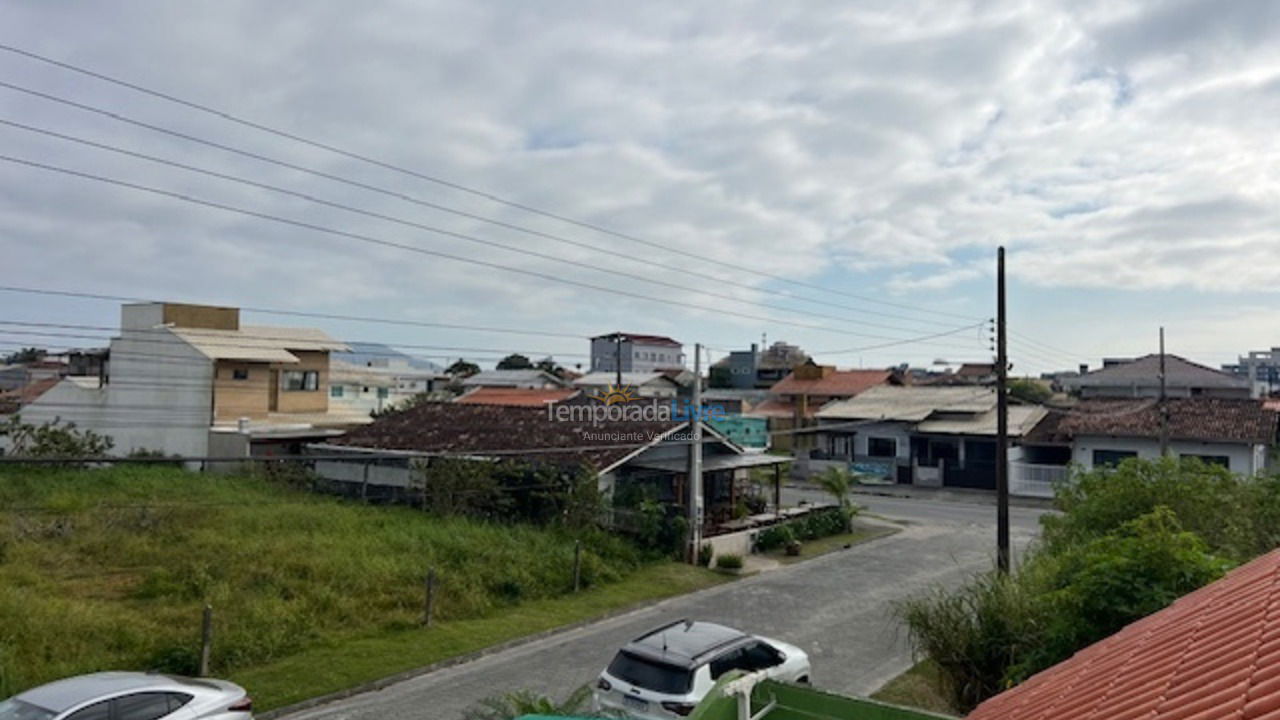 Casa para alquiler de vacaciones em São Francisco do Sul (Praia Grande)