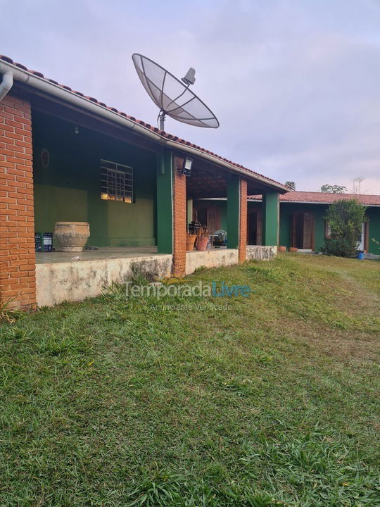 Granja para alquiler de vacaciones em Mairinque (Dona Catarina)