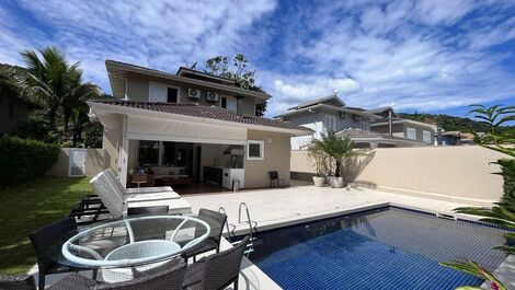 Casa para alugar em São Sebastião - Praia da Baleia