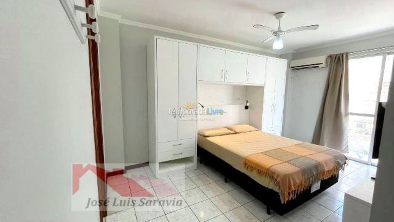 Apartamento para alquiler de vacaciones em Bombinhas (Praia de Bombas)