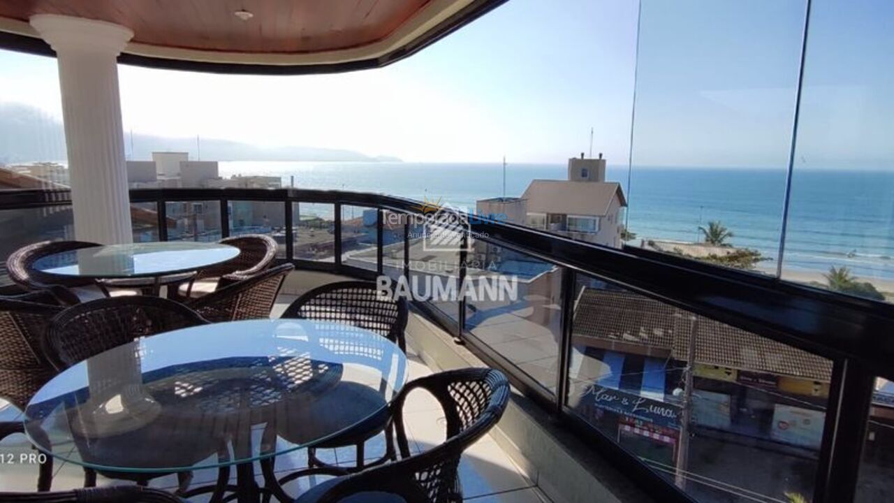 Apartment for vacation rental in Bombinhas (Praia de Bombas)