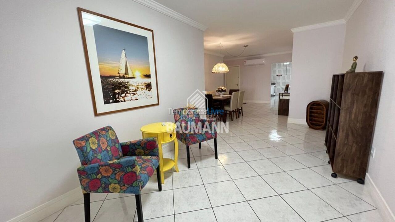Apartment for vacation rental in Bombinhas (Praia de Bombas)