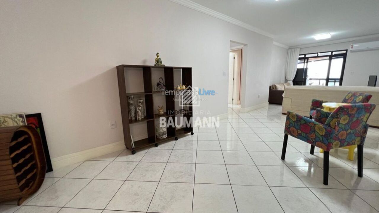 Apartment for vacation rental in Bombinhas (Praia de Bombas)
