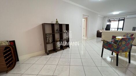 APARTMENT WITH 4 BEDROOMS SEA VIEW IN BOMBS