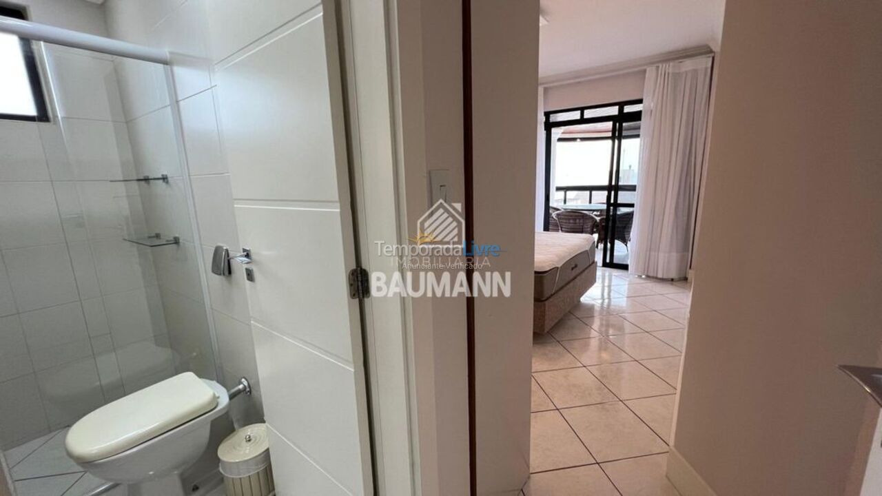Apartment for vacation rental in Bombinhas (Praia de Bombas)
