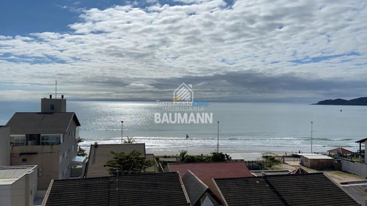 Apartment for vacation rental in Bombinhas (Praia de Bombas)