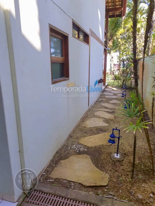 House for vacation rental in Ubatuba (Praia das Toninhas)