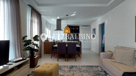 Beautiful apartment in a condominium on the sand