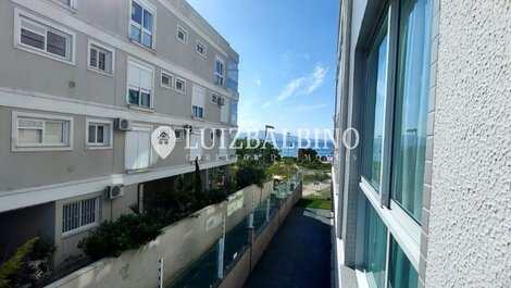 Beautiful apartment in a condominium on the sand