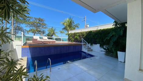 Luxurious seafront property, high standard. Enjoy paradise.