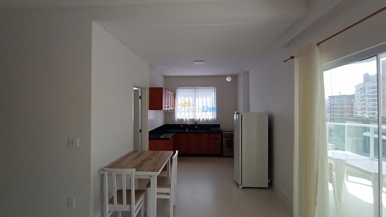 Apartamento para alquiler de vacaciones em Itapema (Meia Praia)