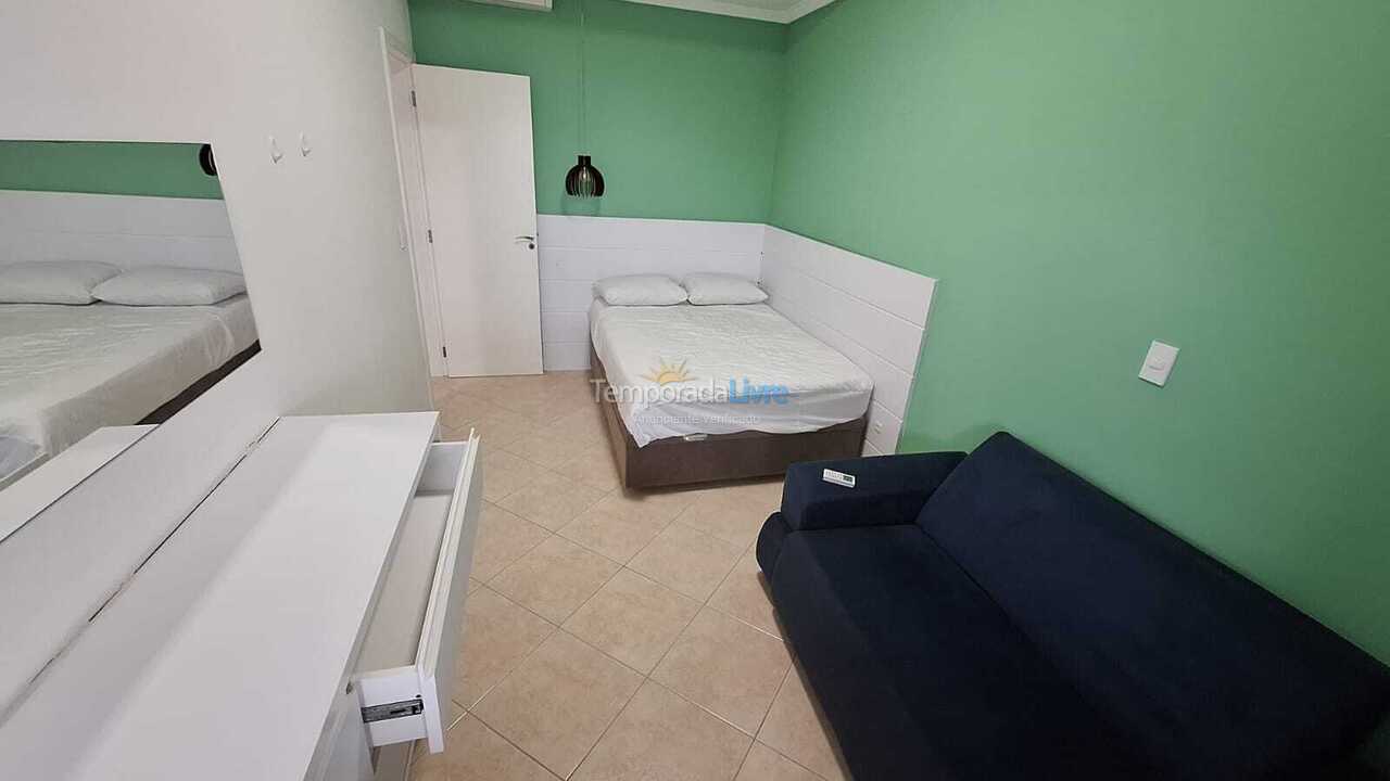 Apartamento para alquiler de vacaciones em Bombinhas (Praia de Bombas)