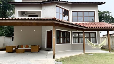 House for rent in São Sebastião - Praia da Boracéia