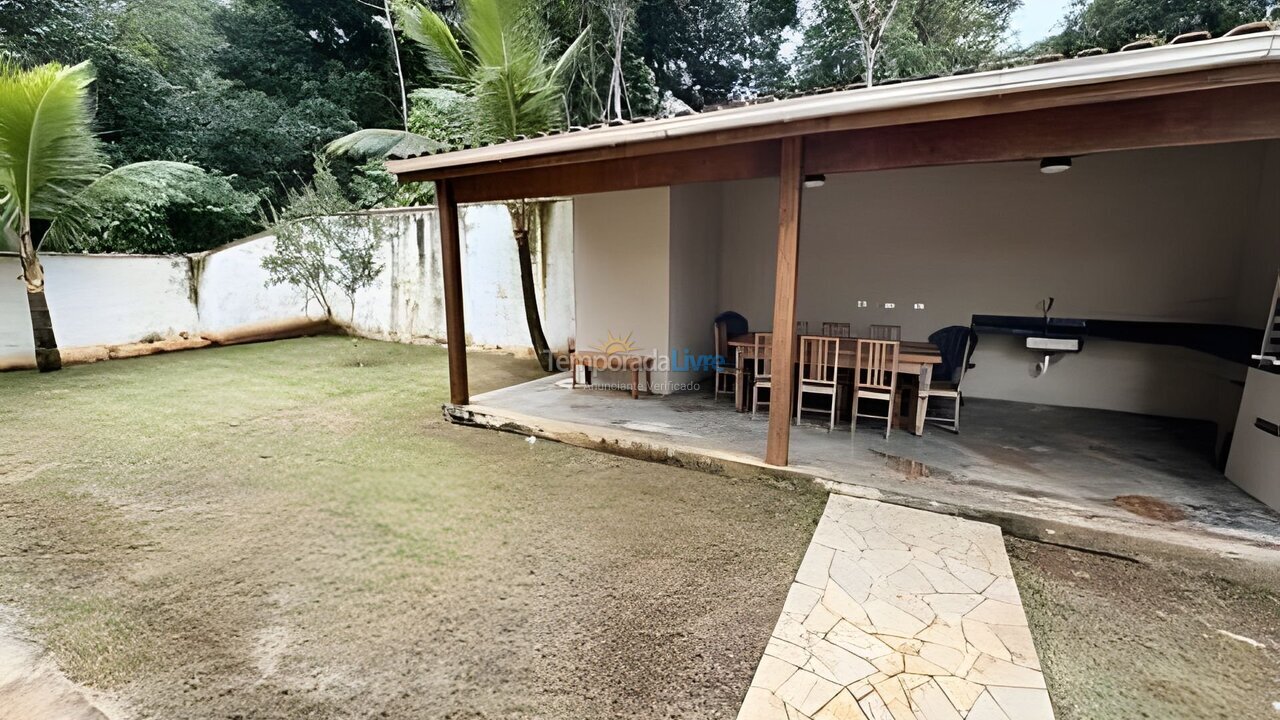 Casa para alquiler de vacaciones em São Sebastião (Praia da Boracéia)