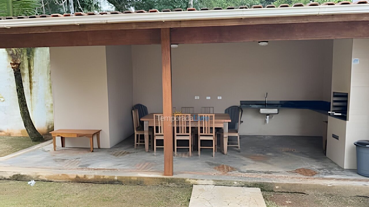 Casa para alquiler de vacaciones em São Sebastião (Praia da Boracéia)