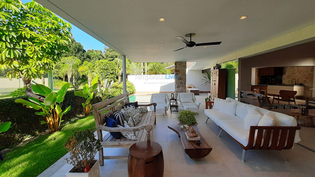 Casa para aluguel de temporada em São Sebastião (Praia do Engenho)