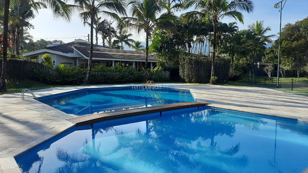 Casa para aluguel de temporada em São Sebastião (Praia do Engenho)