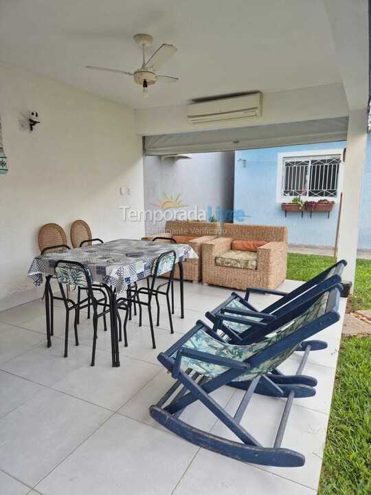 Casa para aluguel de temporada em Bertioga (Praia do Indaiá)