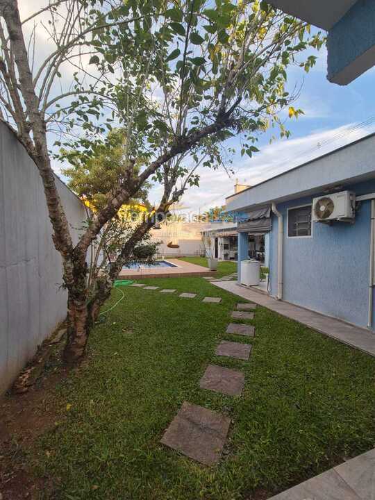 Casa para alquiler de vacaciones em Bertioga (Praia do Indaiá)