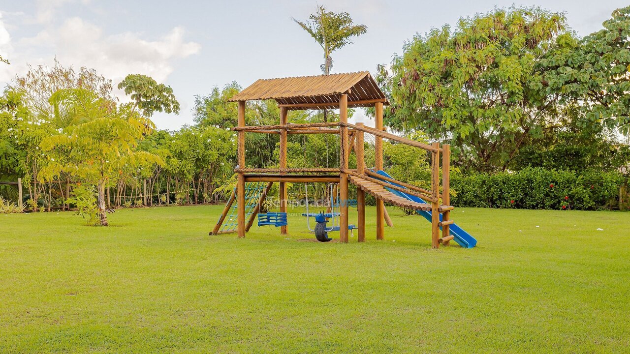 Apartamento para aluguel de temporada em Mata de São João (Praia do Forte)