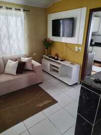 Great house with 3 bedrooms with fan, AC in the living room, 250m from the sea