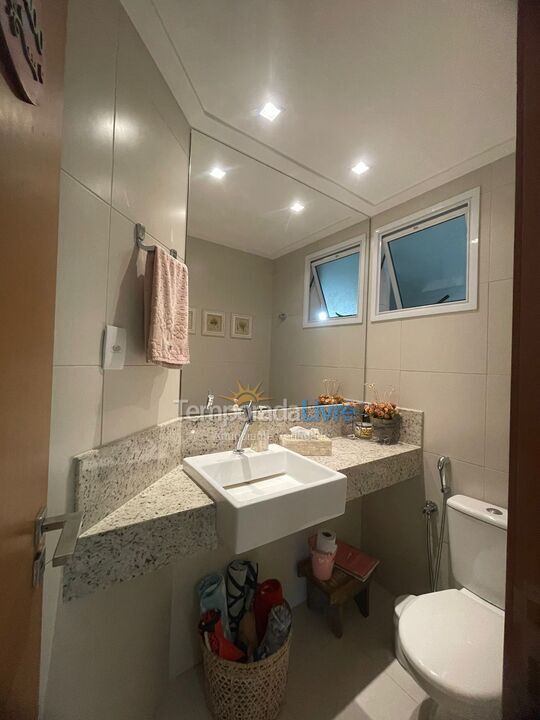 Apartamento para aluguel de temporada em Camaçari (Itacimirim)