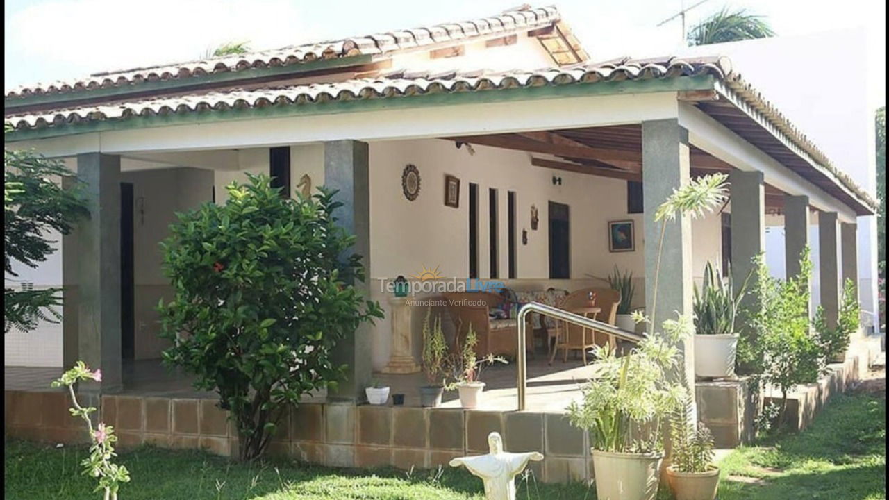 Casa para aluguel de temporada em Camaçari (Itacimirim)