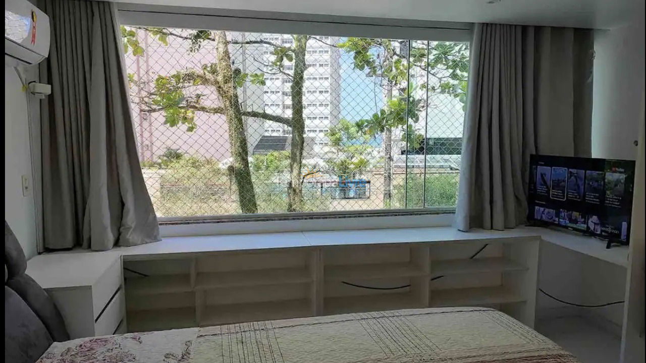 Apartment for vacation rental in Guarujá (Astúrias)