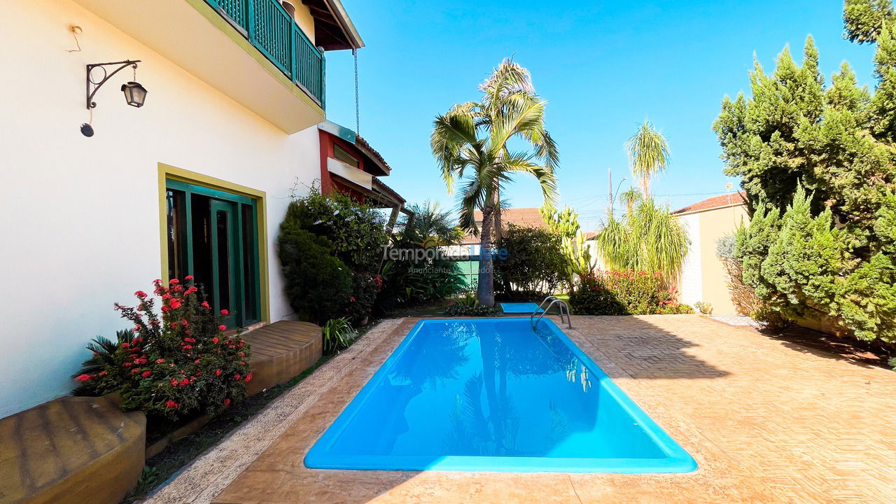 Casa para aluguel de temporada em Olímpia (Centro)