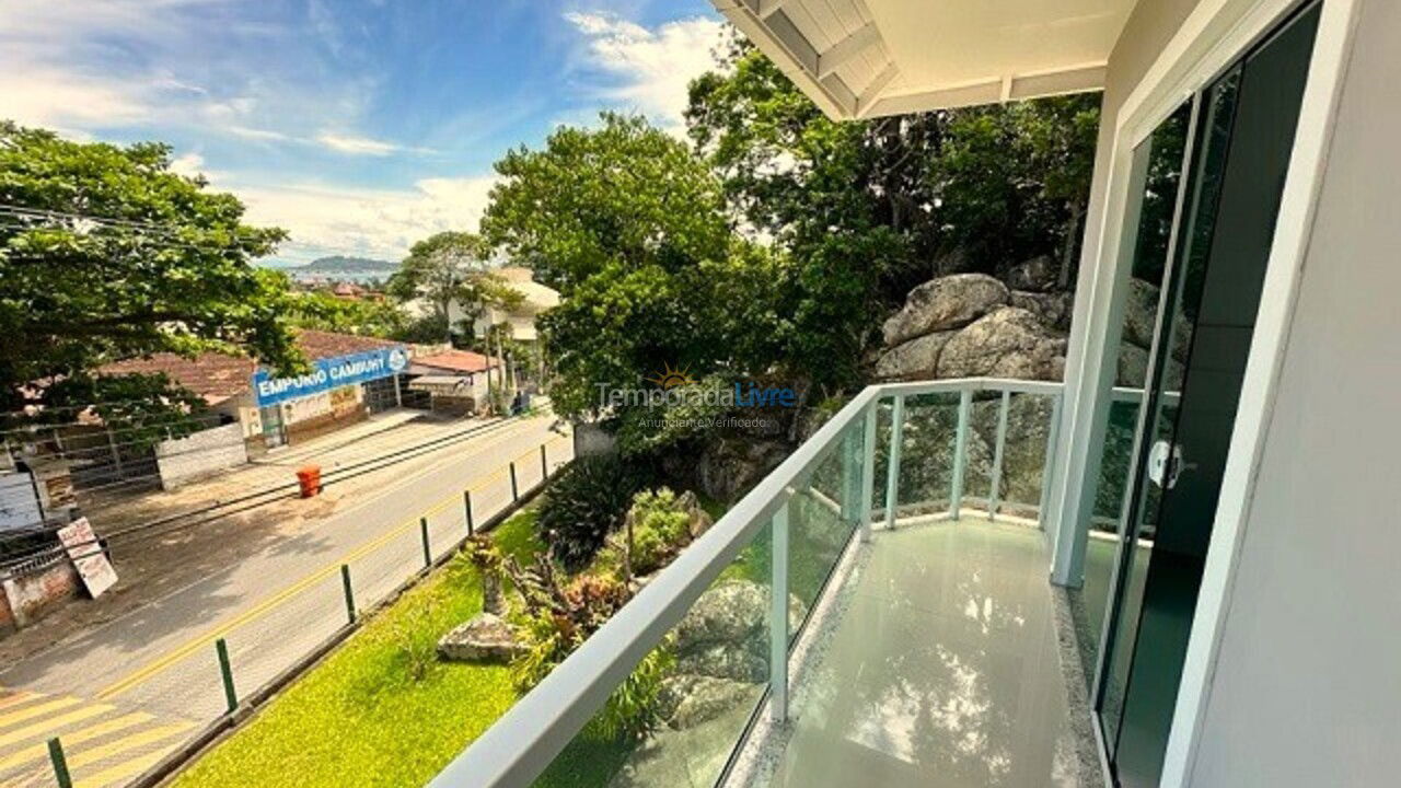 Casa para aluguel de temporada em Florianópolis (Ponta das Canas)