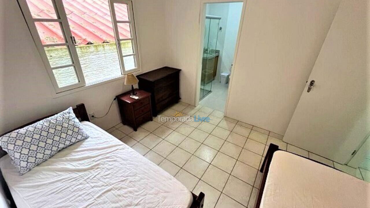 Casa para aluguel de temporada em Florianópolis (Lagoinha)