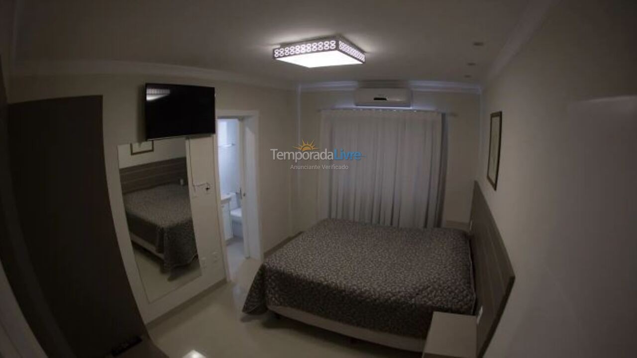 Apartamento para aluguel de temporada em Bombinhas (Praia de Bombinhas)