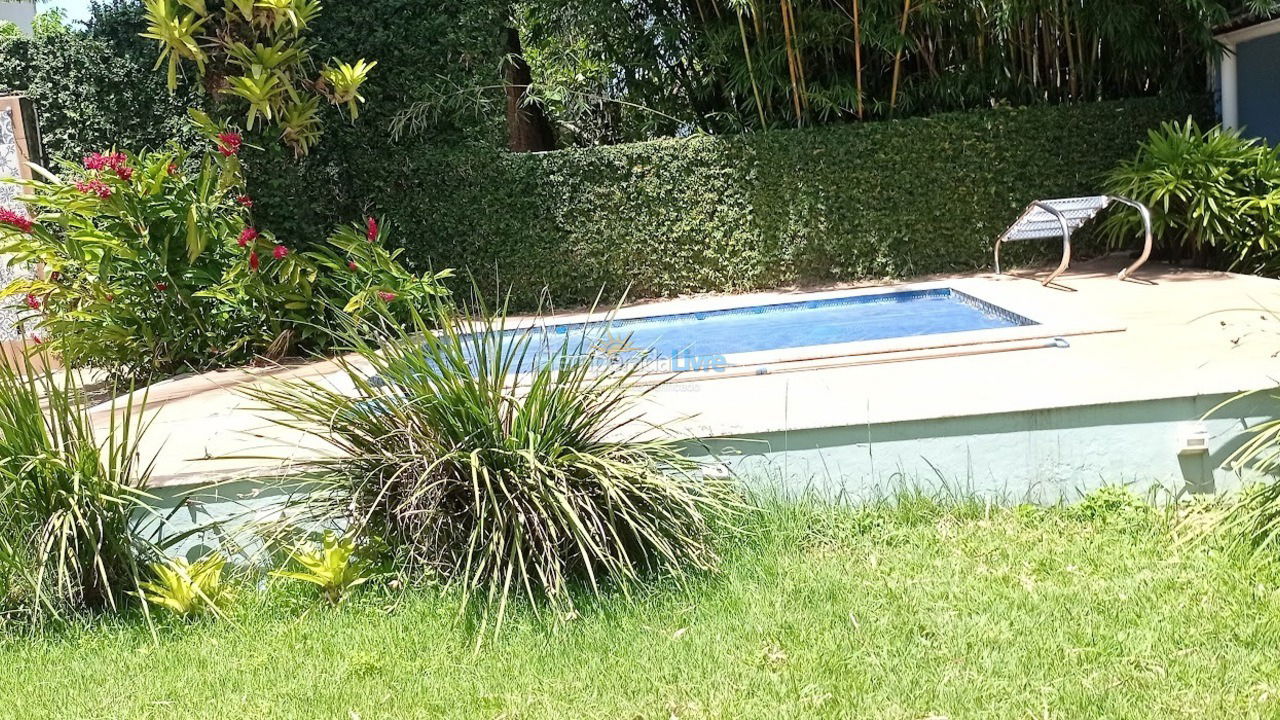 Casa para aluguel de temporada em Mangaratiba (Praia do Saco)