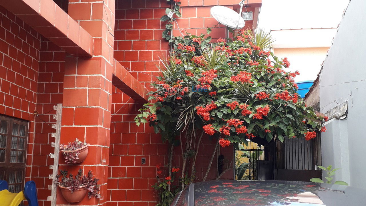 Casa para aluguel de temporada em Mongaguá (Balneario Itaoca)