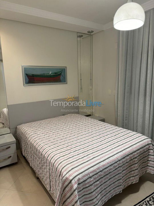 Apartamento para aluguel de temporada em Balneário Camboriú (Barra Sul)