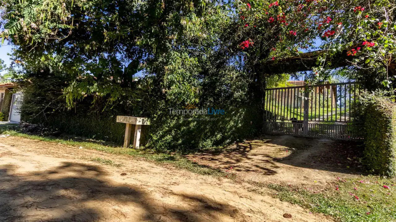 Granja para alquiler de vacaciones em Mogi das Cruzes (Biritiba Ussu)