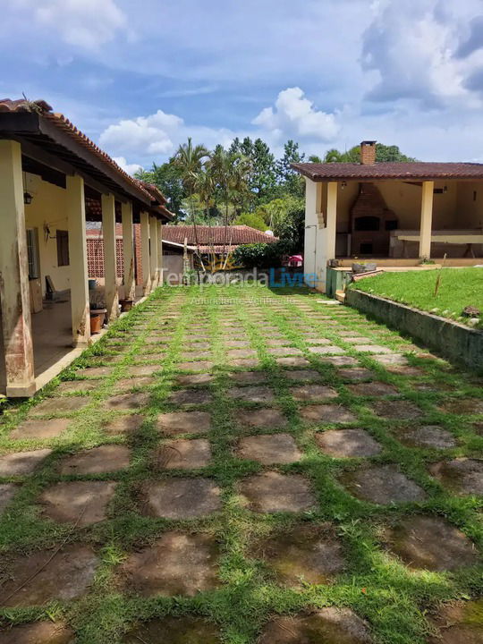 Granja para alquiler de vacaciones em Mogi das Cruzes (Biritiba Ussu)