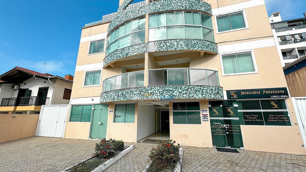 Apartment for vacation rental in Bombinhas (Praia de Bombas)