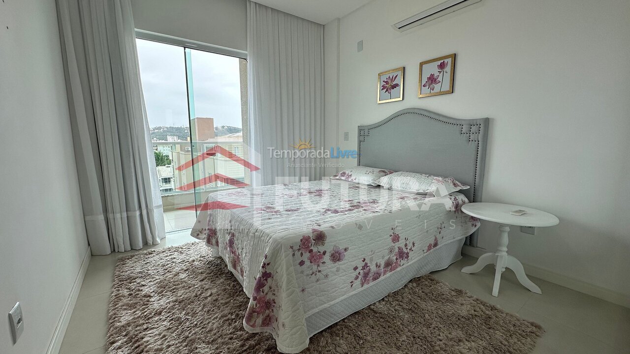 Apartment for vacation rental in Bombinhas (Praia de Bombas)