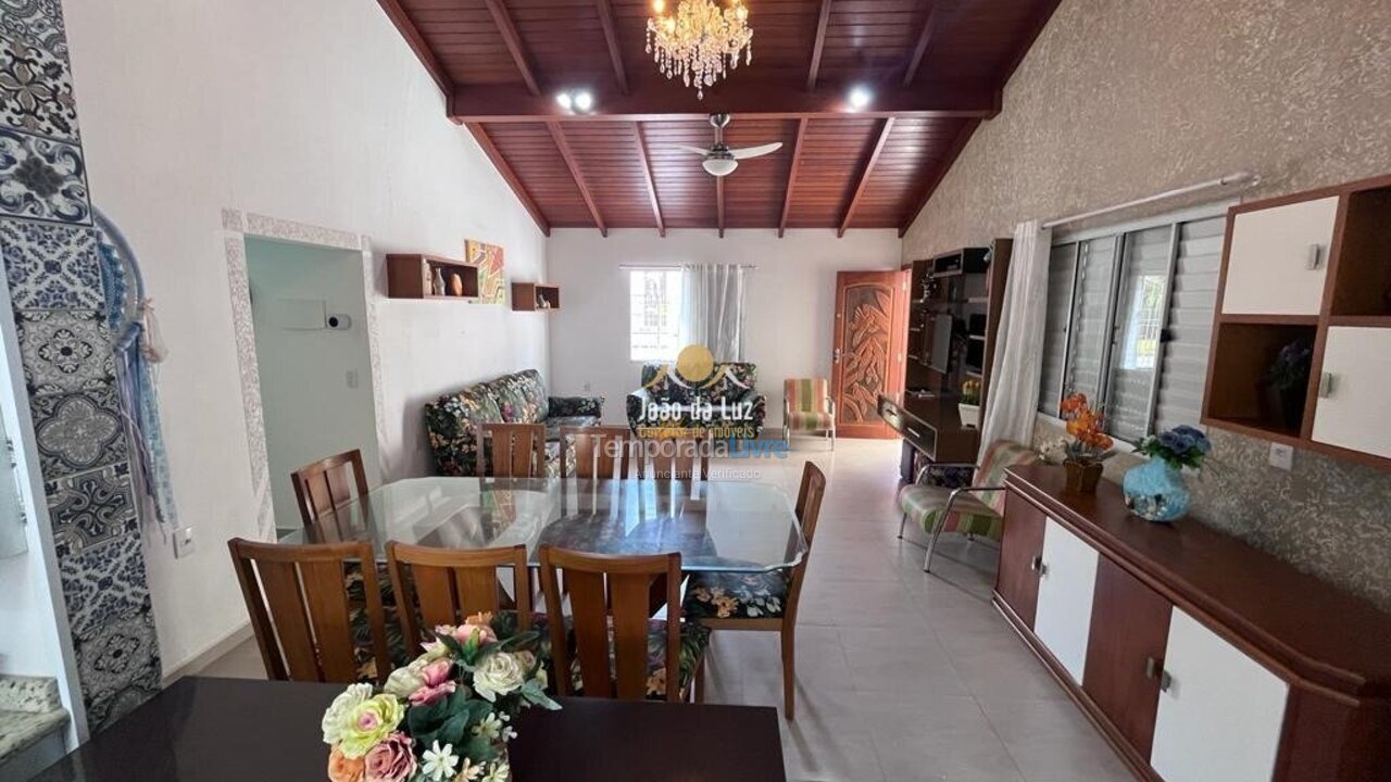 House for vacation rental in Florianopolis (Canasvieiras)