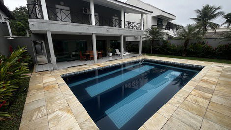 House for rent in the Acapulco condominium in Guarujá