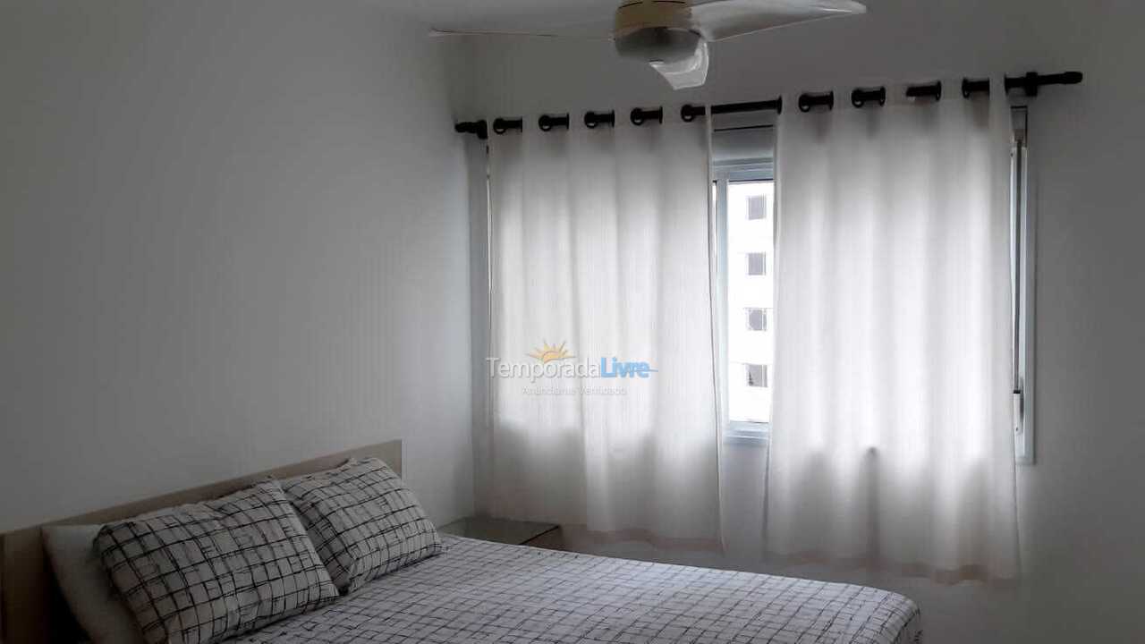 Apartamento para aluguel de temporada em Guarujá (Astúrias)