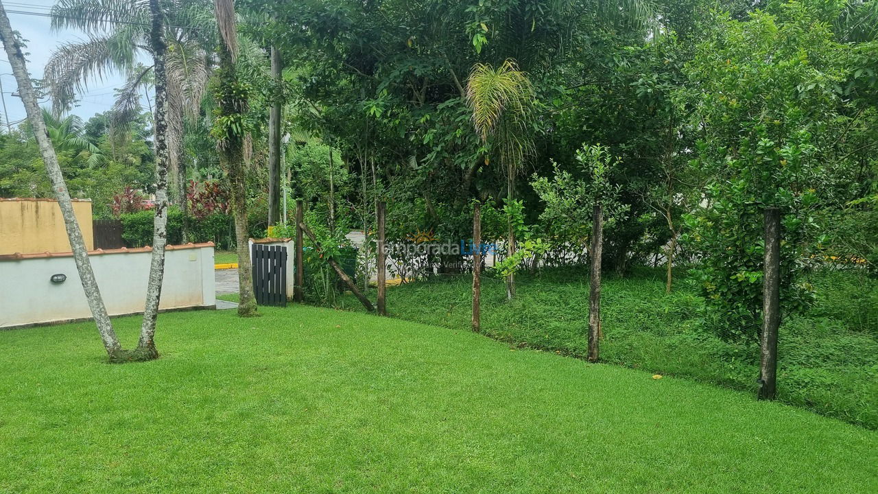 Casa para alquiler de vacaciones em Bertioga (Praia de Guaratuba)