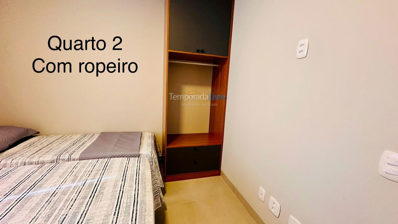 Casa para aluguel de temporada em Paranapanema (Condomínio Riviera de Santa Cristina Xiii)