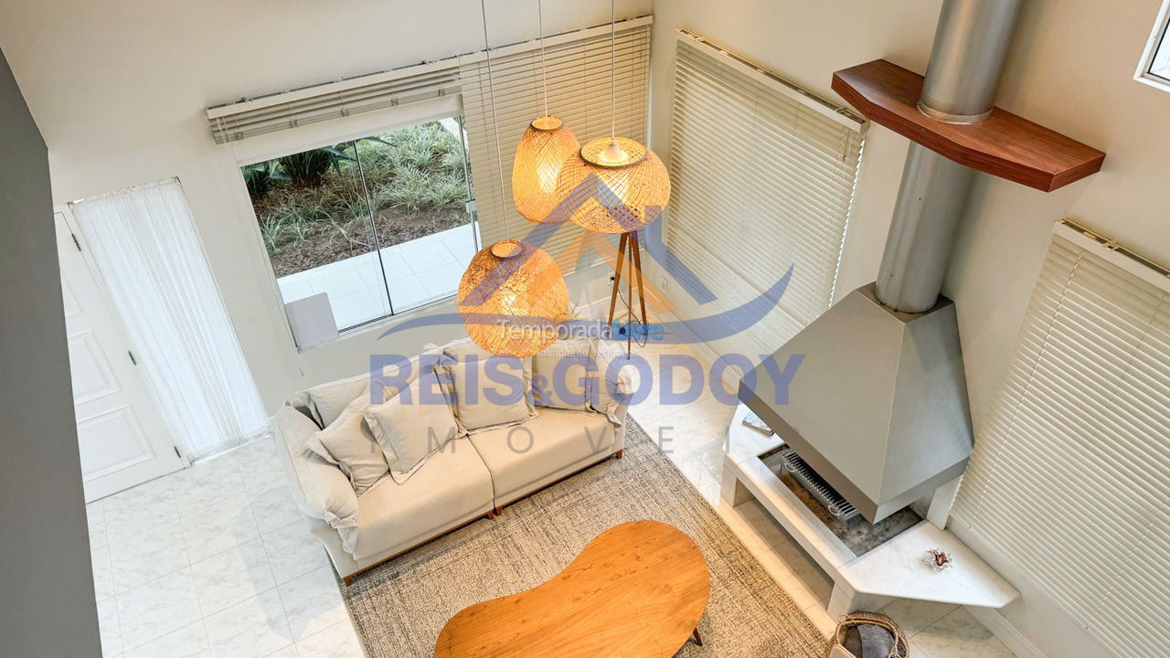 House for vacation rental in Florianopolis (Jurerê Internacional)