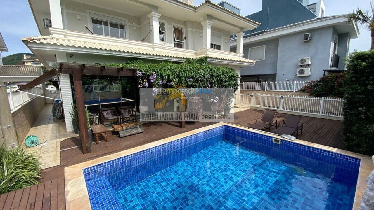 House for vacation rental in Florianopolis (Jurerê Internacional)