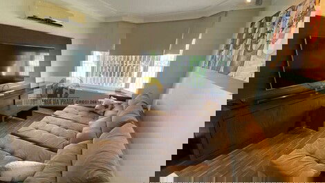 SPECTACULAR 4-bedroom house, pool, in Jurerê, SUMMER RATES ONLY BY CONSULTATION!