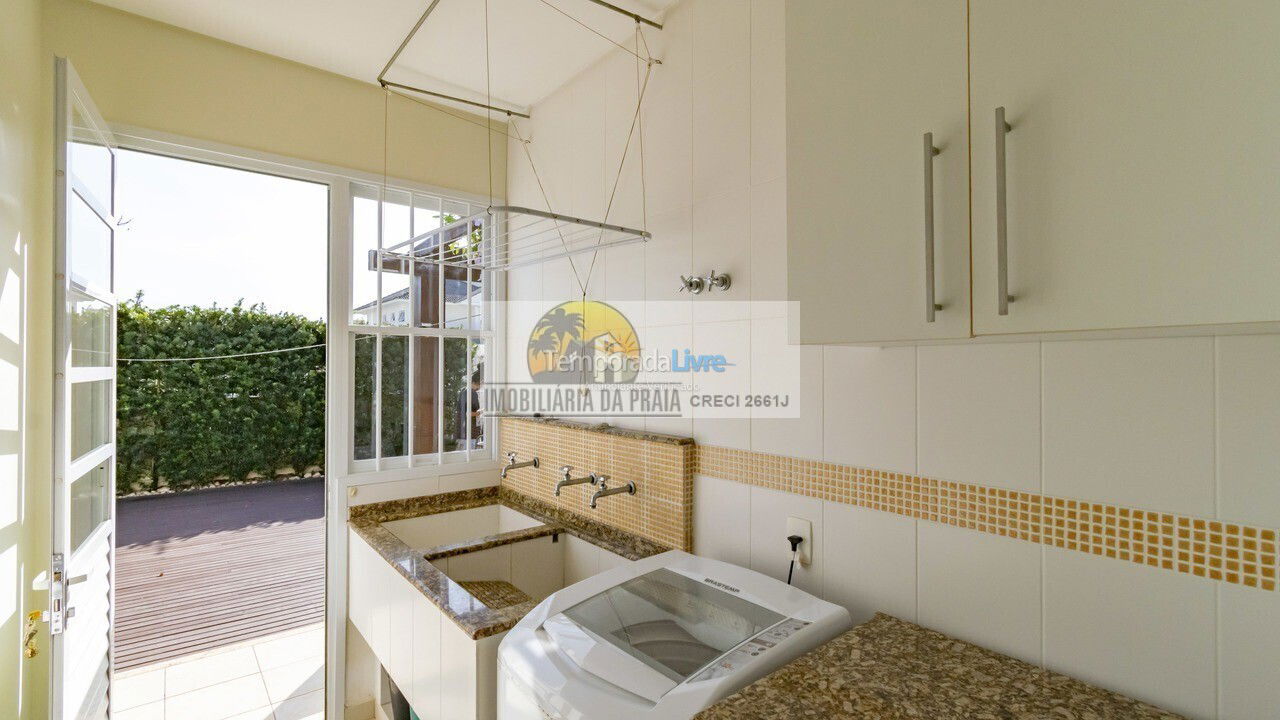 House for vacation rental in Florianopolis (Jurerê Internacional)