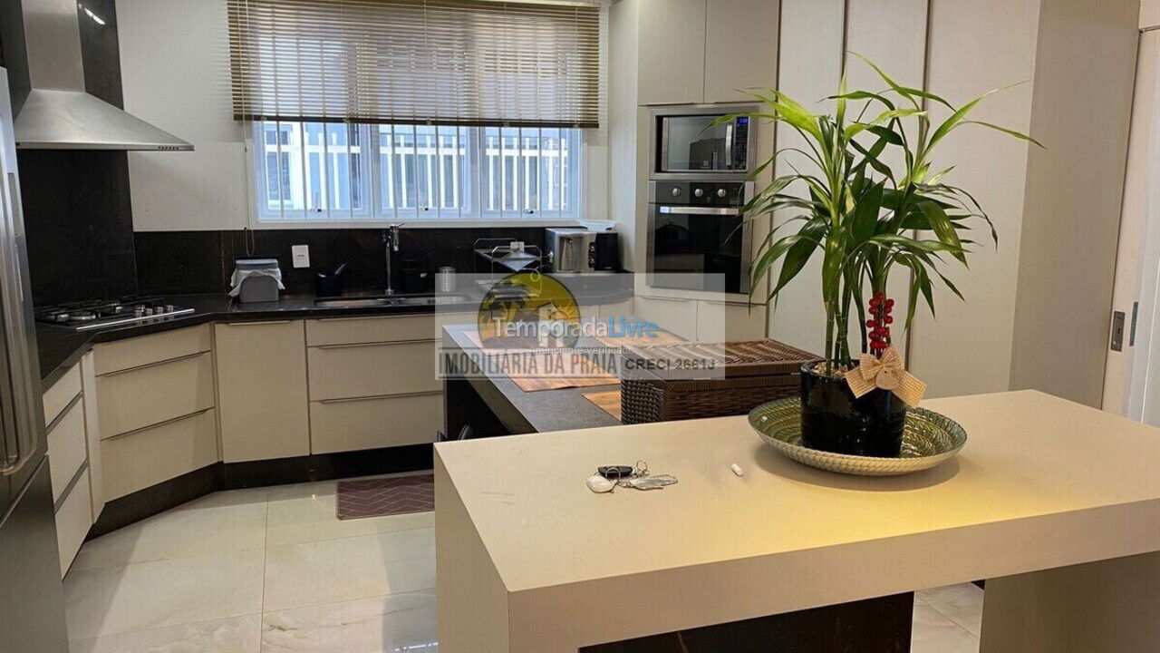 House for vacation rental in Florianopolis (Jurerê Internacional)