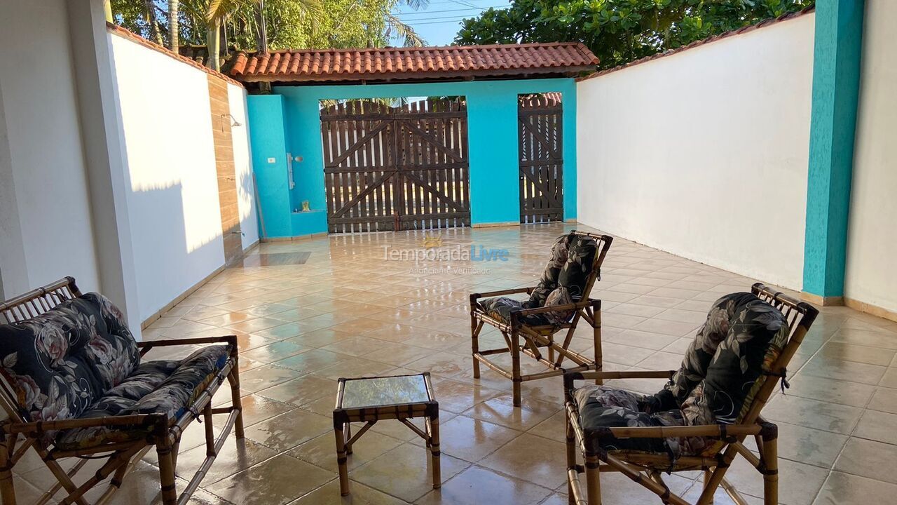 Casa para aluguel de temporada em Bertioga (Praia do Indaiá)